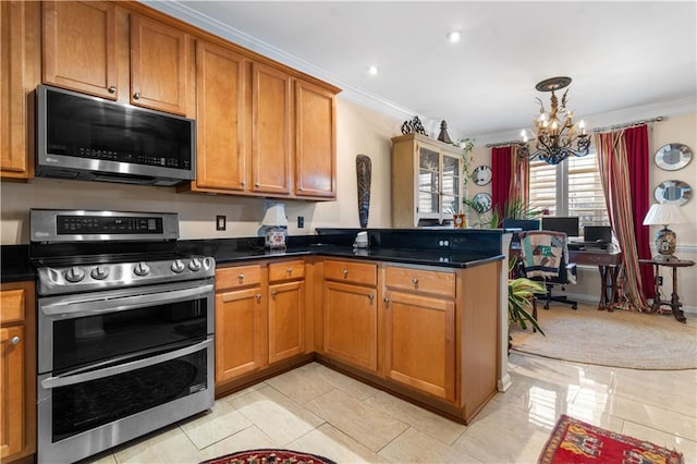 kitchen with pendant lighting, crown molding, appliances with stainless steel finishes, a notable chandelier, and kitchen peninsula