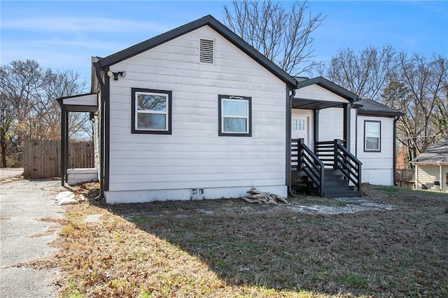 view of front of property