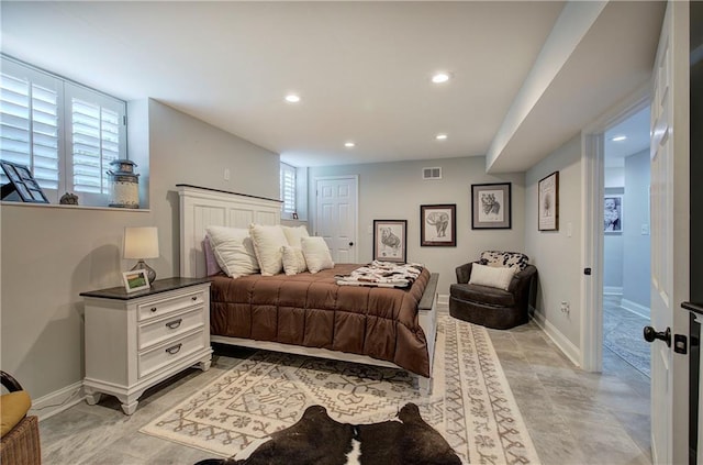 bedroom with visible vents, recessed lighting, and baseboards
