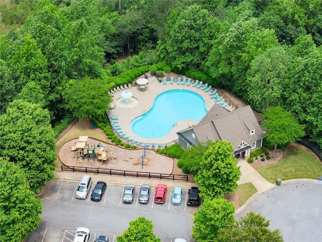 124 Oakmont Dr, Dawsonville, GA 30534 - bird's eye view of a pool