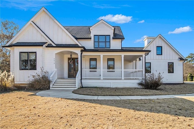 view of front of property featuring covered porch