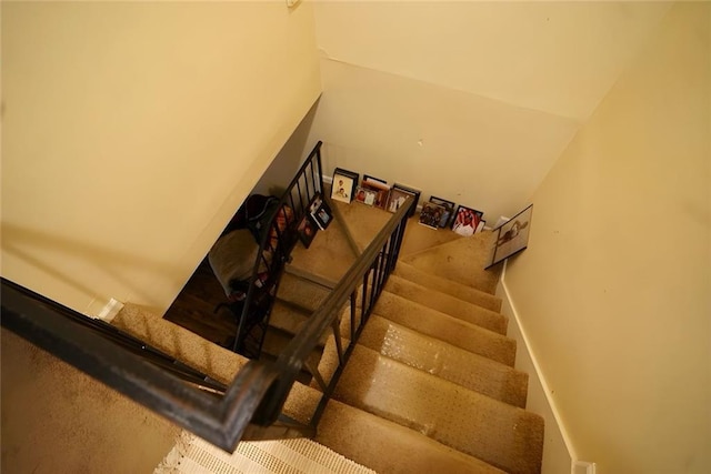 2726 Evans Mill Dr, Lithonia, GA 30058 - view of stairs