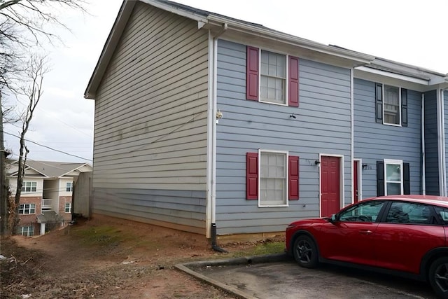 2726 Evans Mill Dr, Lithonia, GA 30058 - view of side of home