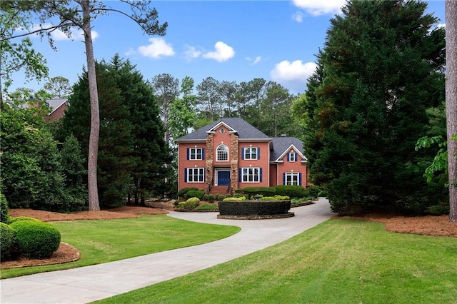 130 Robin Rd, Marietta, GA 30067 - colonial home featuring a front lawn