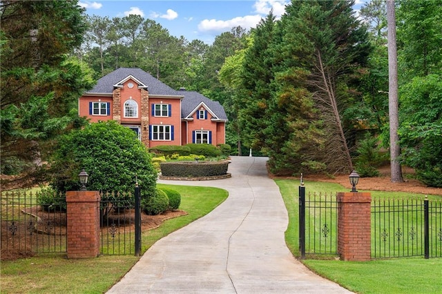 130 Robin Rd, Marietta, GA 30067 - view of front facade with driveway