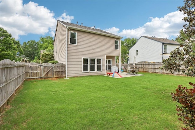 5225 Stonehaven Vw, Cumming, GA 30040 - back of property with a patio area