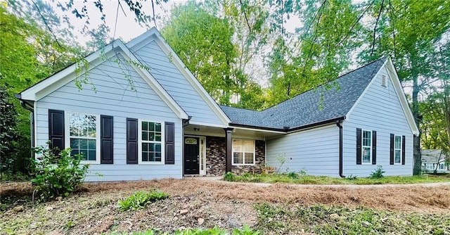 7675 Lanier View Rdg, Cumming, GA 30041 - ranch-style home featuring a shingled roof