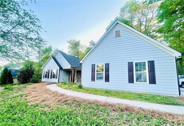 7675 Lanier View Rdg, Cumming, GA 30041 - view of rear view of property
