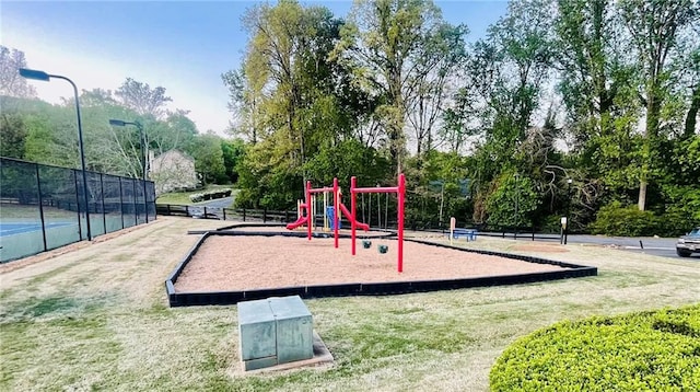 7675 Lanier View Rdg, Cumming, GA 30041 - view of community playground