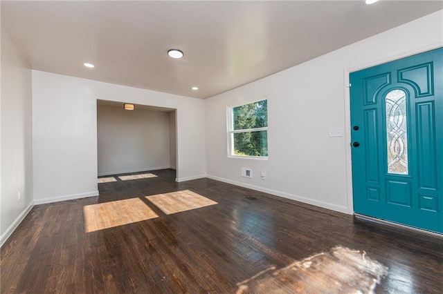 entryway with visible vents, baseboards, recessed lighting, and wood finished floors