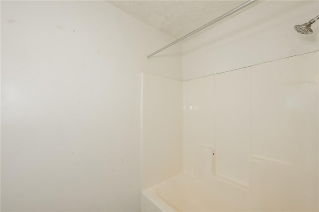 2325 E Hill Way, Norcross, GA 30071 - bathroom with a textured ceiling