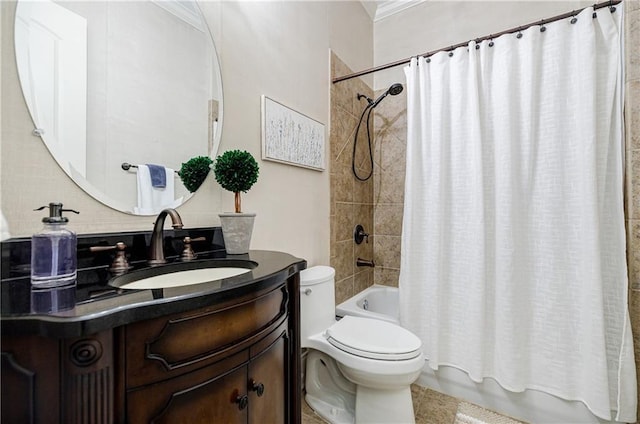 full bathroom with shower / bath combination with curtain, toilet, crown molding, and vanity