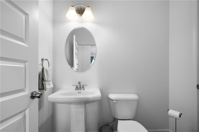 22 Mossy Oaks Ln NE, Rome, GA 30165 - half bathroom featuring toilet and a sink