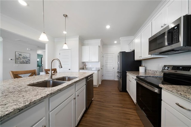 22 Mossy Oaks Ln NE, Rome, GA 30165 - kitchen featuring appliances with stainless steel finishes, a sink, ornamental molding, white cabinetry, and dark wood-style flooring