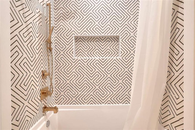 3960 Stock Rd, Monroe, GA 30656 - full bathroom with shower / tub combo with curtain