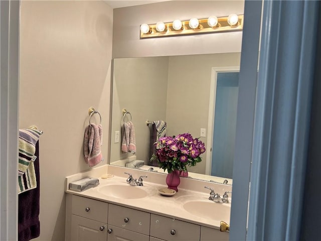 bathroom with vanity