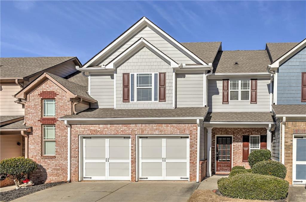 view of front of home featuring a garage