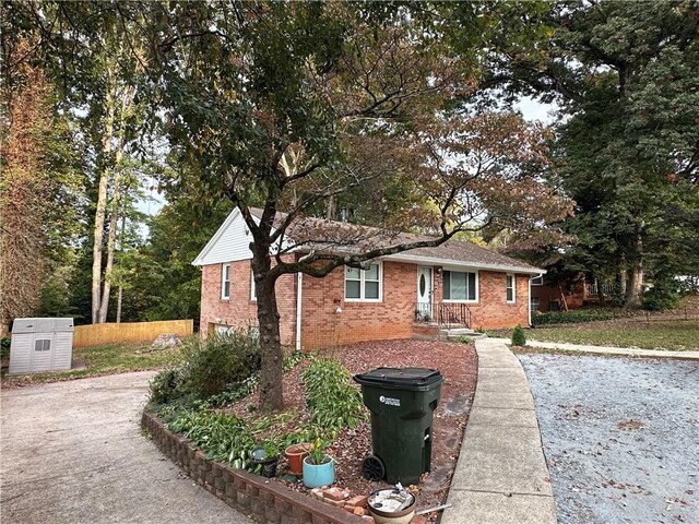 view of front of property