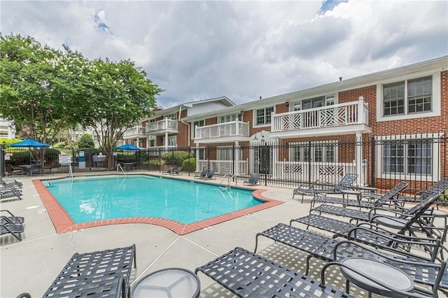 869 Briarcliff Rd NE Unit B20, Atlanta, GA 30306 - community pool with a patio area