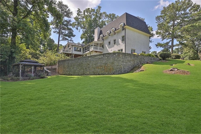 view of yard featuring a gazebo