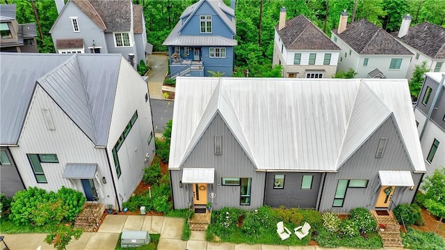 10862 Serenbe Ln, Chattahoochee Hills, GA 30268 - view of front of property featuring a metal roof and a residential view