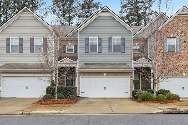 6233 Thorncrest Dr, Tucker GA, 30084, 3 bedrooms, 2.5 baths townhouse for sale