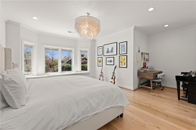 bedroom with recessed lighting, baseboards, light wood-style floors, and crown molding