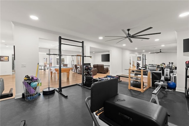 workout area featuring recessed lighting, a ceiling fan, and baseboards