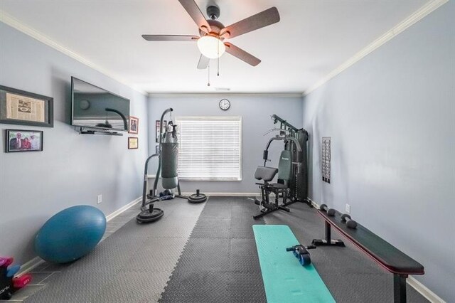 2439 Huntington Park Dr NW, Acworth, GA 30101 - exercise area with a ceiling fan, baseboards, and ornamental molding