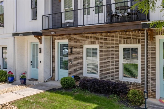3484 Orchard St, Atlanta, GA 30354 - doorway to property with a balcony and brick siding