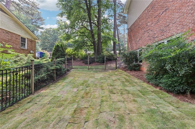 4733 Eidson Rd, Dunwoody, GA 30360 - view of yard