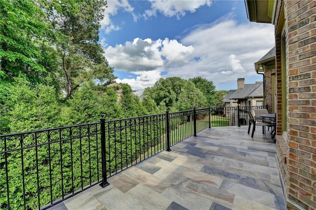 8340 Royal Melbourne Way, Duluth, GA 30097 - view of balcony