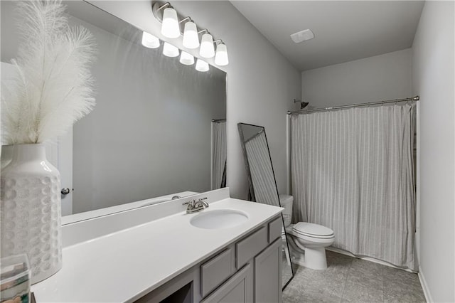 full bathroom with vanity, toilet, and a shower with shower curtain