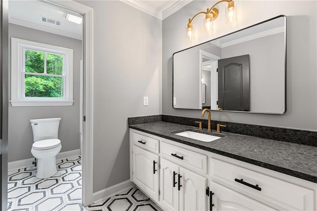 12995 Bucksport Dr, Roswell, GA 30075 - bathroom with vanity, baseboards, toilet, and ornamental molding