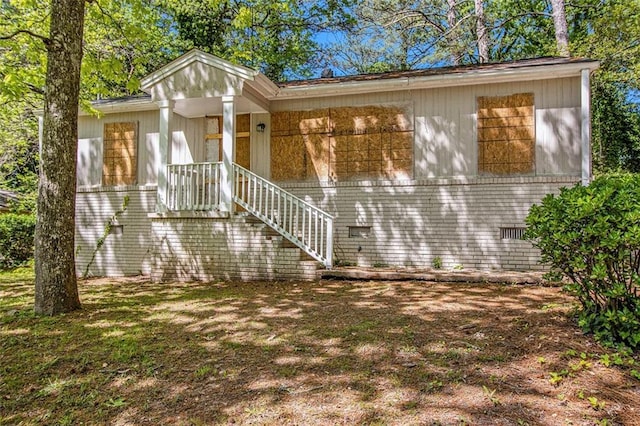 1907 Oak Valley Rd, Decatur, GA 30035 - view of front of property featuring crawl space