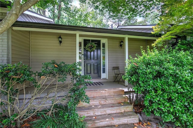 1837 Lochlomand Ln SE, Smyrna, GA 30080 - entrance to property featuring a porch and metal roof