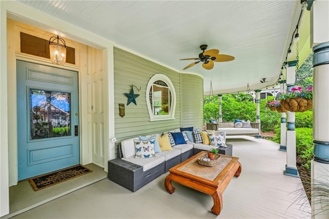 view of patio featuring a porch and ceiling fan