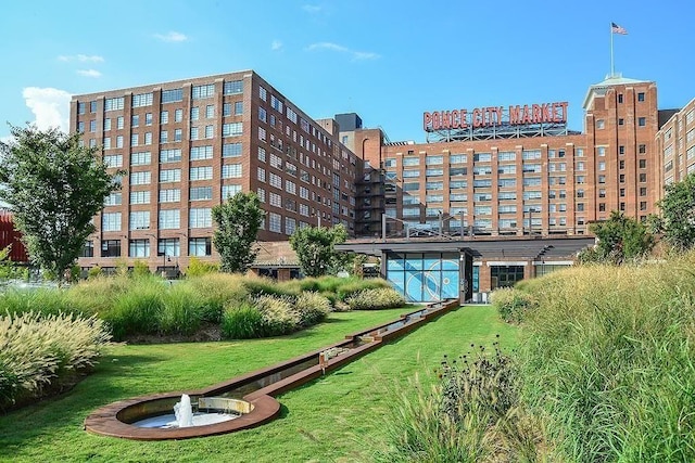 view of building exterior