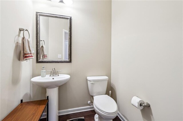 1210 Hampton Oaks Dr, Alpharetta, GA 30004