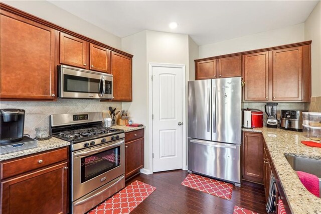 1210 Hampton Oaks Dr, Alpharetta, GA 30004