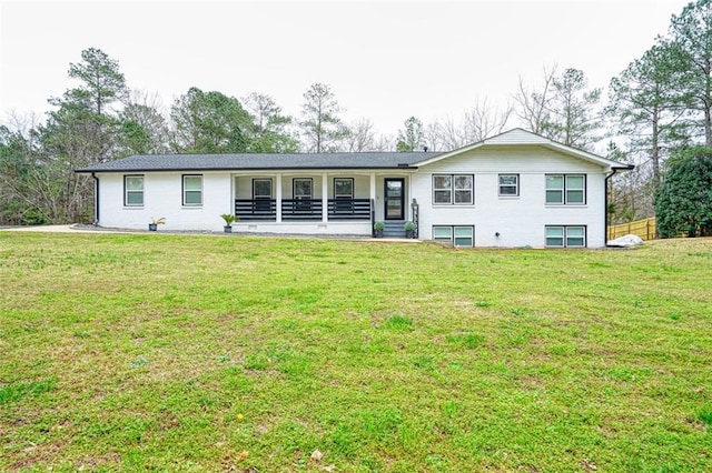 view of front of property with a front lawn