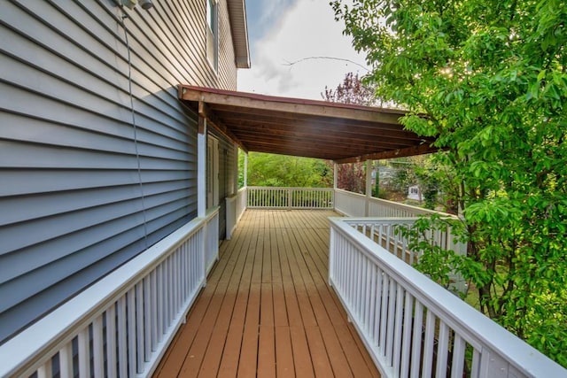 1647 Grandeus Ln SW, Stone Mountain, GA 30087 - view of wooden terrace