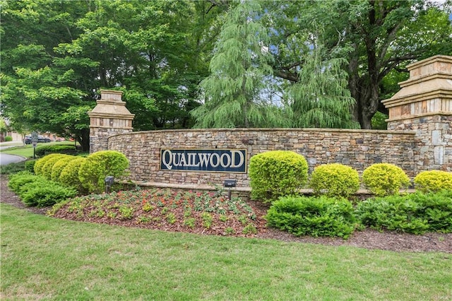 4729 Deer Creek Ct, Flowery Branch, GA 30542 - community sign with a lawn