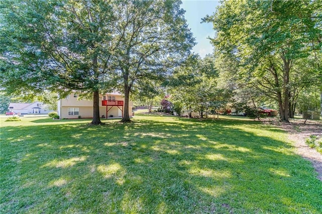 view of grassy yard