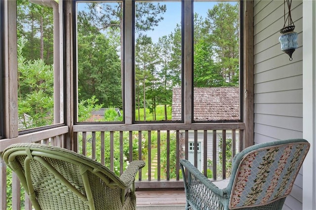 view of sunroom / solarium