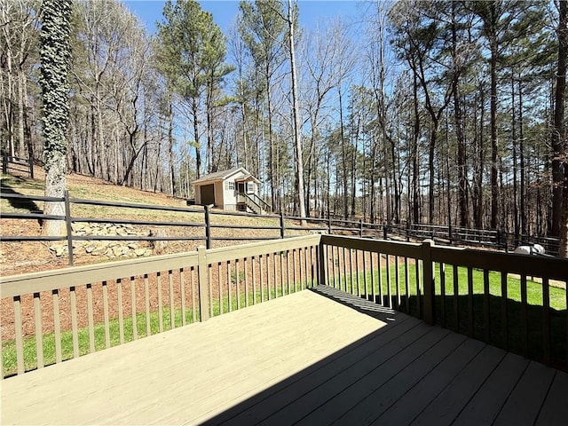 deck featuring fence