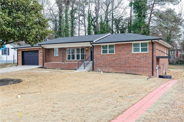 single story home featuring a garage