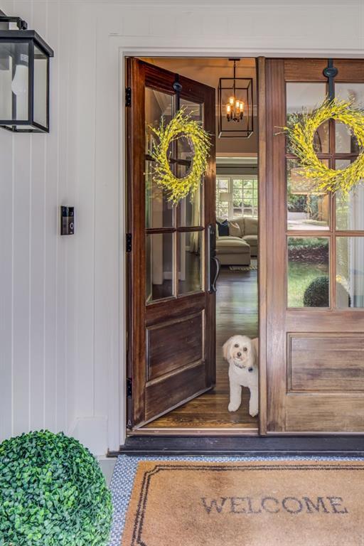 1343 Peachtree Battle Ave NW, Atlanta, GA 30327 - view of entrance to property
