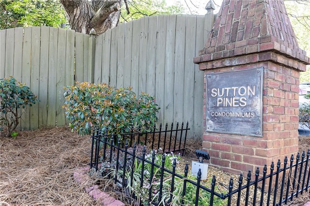 details featuring fence