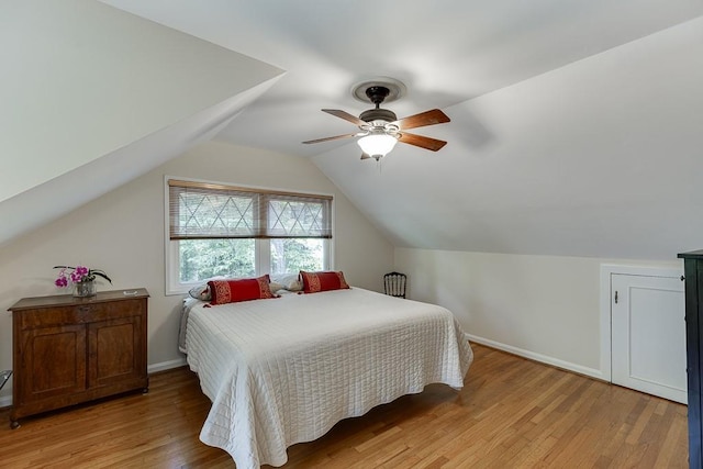 3219 Parkridge Cres, Chamblee, GA 30341 - bedroom featuring light wood-style floors, a ceiling fan, and lofted ceiling